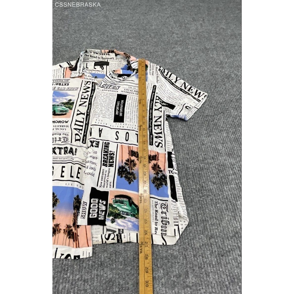 No Boundaries Men's Newspaper Print Rayon Button Down Shirt Palm Tree Car Sz M - Picture 6 of 10